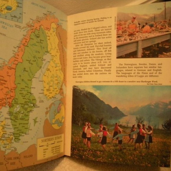 Atlas of the World Europe and USSR Book 3 - Maps / Facts / Figures - Golden Book - Picture 2 of 6